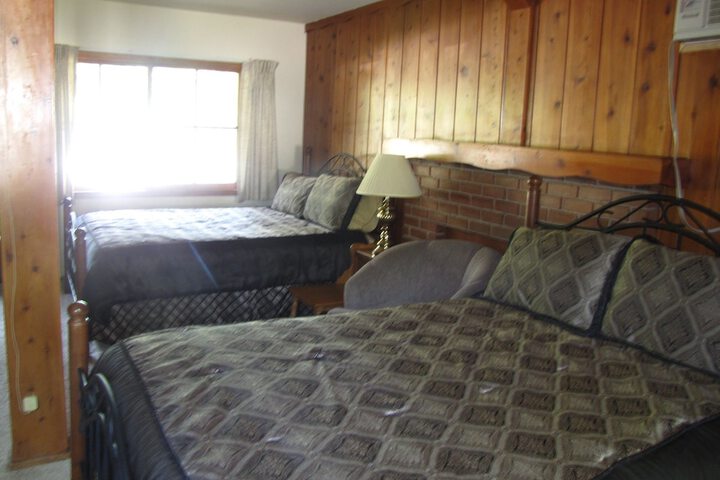 Room 25 of 42