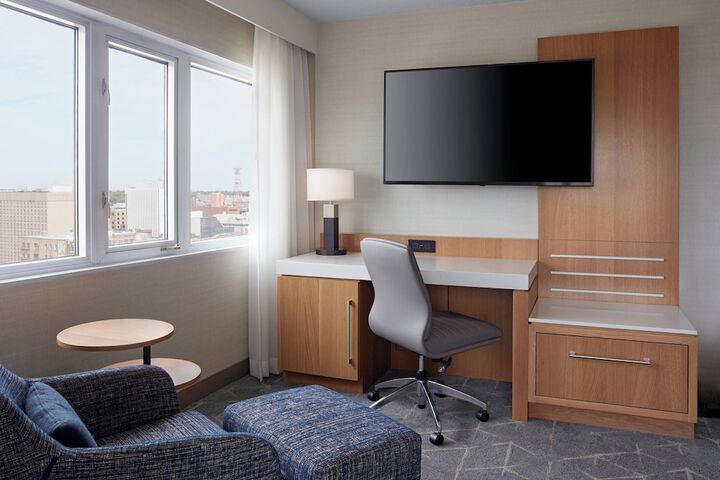 Delta Hotels by Marriott Saskatoon Downtown