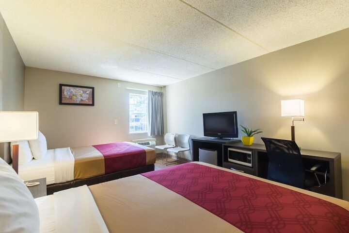Room 14 of 38