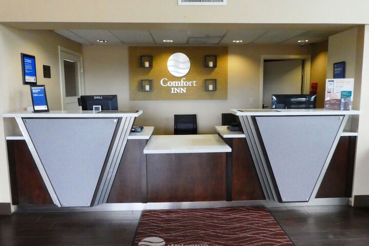 Hotel Interior 8 of 32