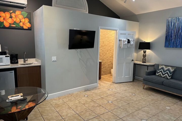 Room 191 of 259