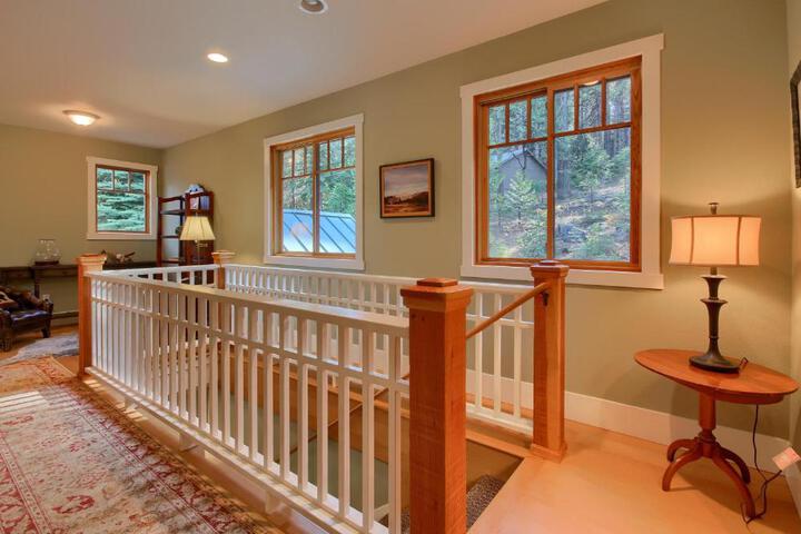 Aspen House in Fish Camp- 2 Miles from Yosemites South Entrance