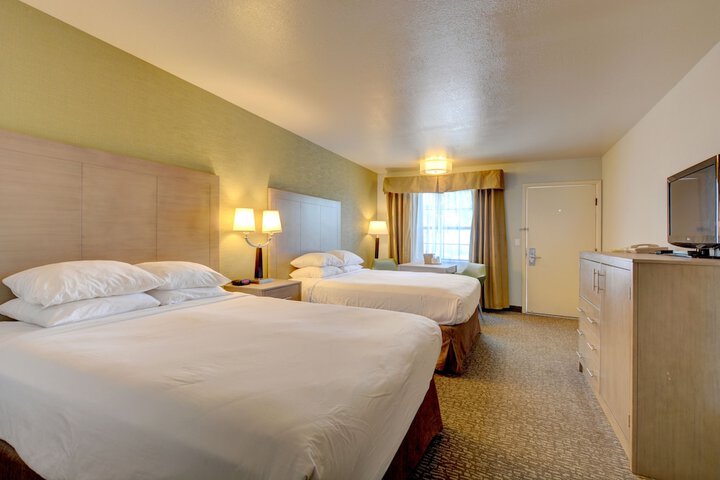 Room 13 of 46