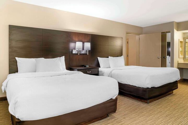 Room 21 of 42