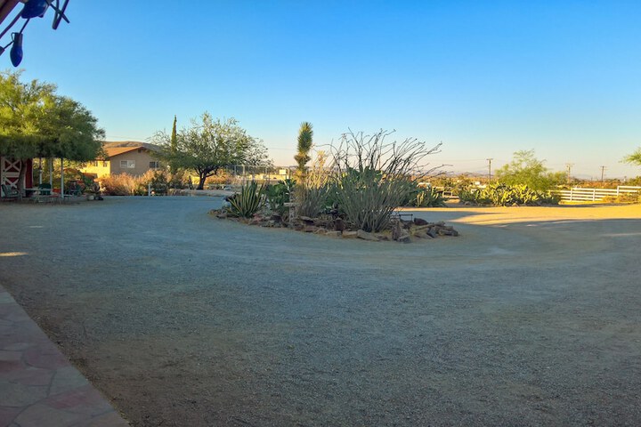 Property Grounds 51 of 58