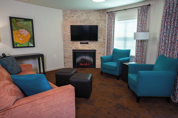 Room 34 of 61