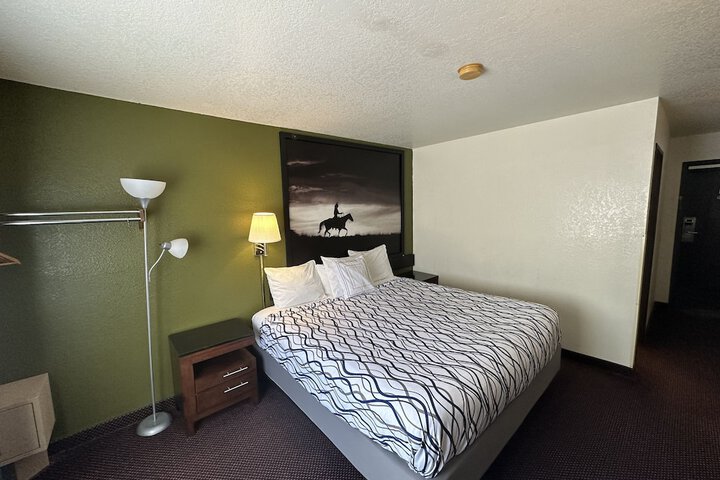 Room 15 of 21