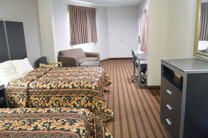 Room 10 of 30