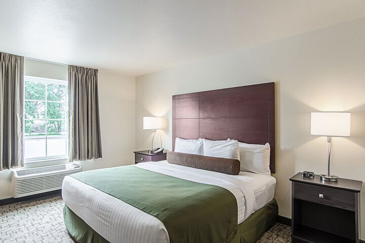 Room 10 of 38