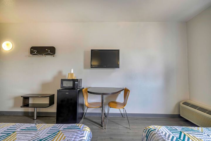 Room 20 of 27