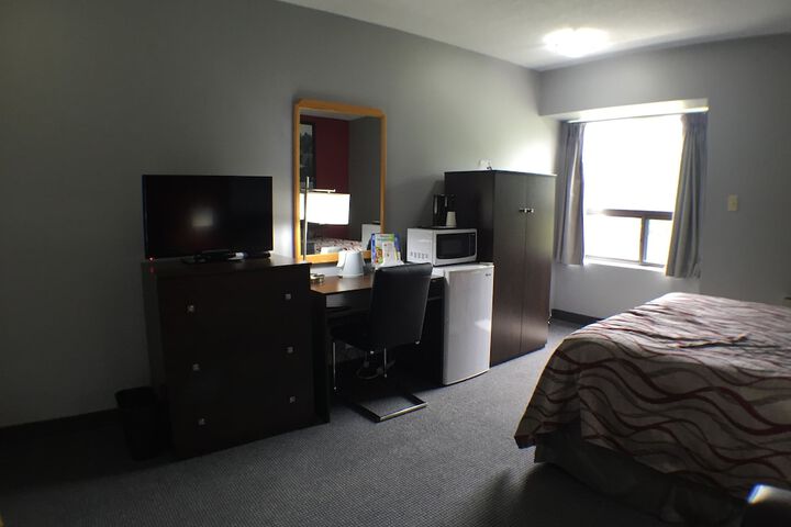 Room 21 of 25