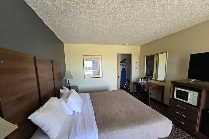 Room 69 of 81
