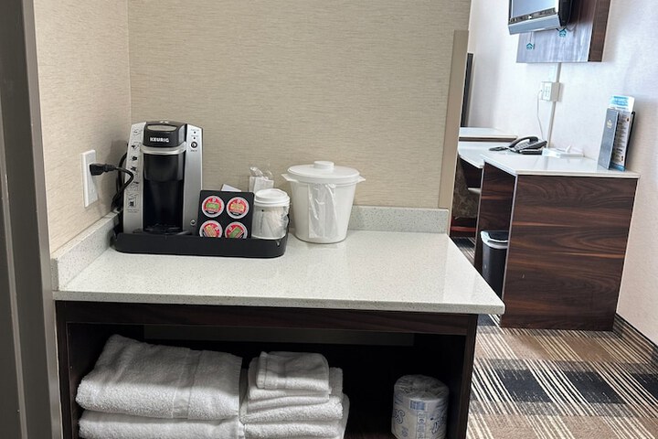 Baymont by Wyndham Medicine Hat