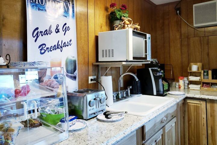 Breakfast/Coffee Service 54 of 64