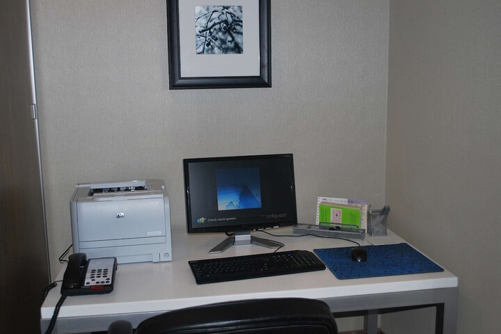 Business Center 97 of 98