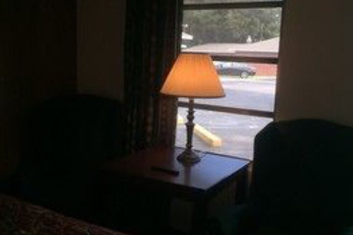 Heart of Dillon Motel