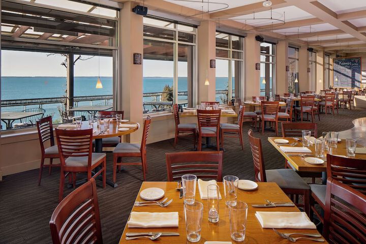 Chrysalis Inn & Spa Bellingham Curio Collection by Hilton