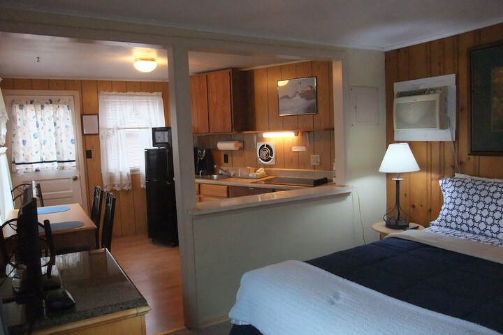 Room 18 of 68
