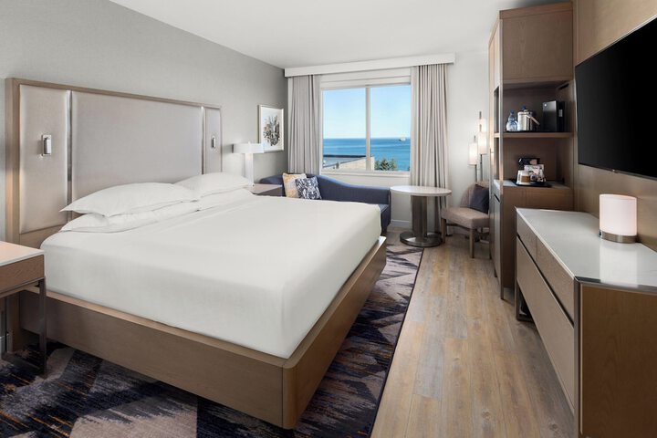 Sheraton Duluth Hotel