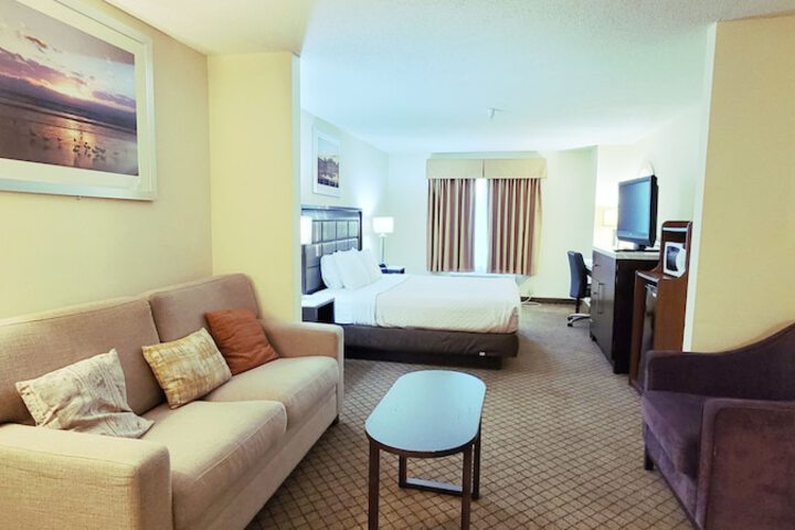 Room 36 of 39