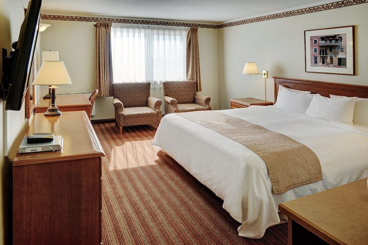 Room 13 of 20