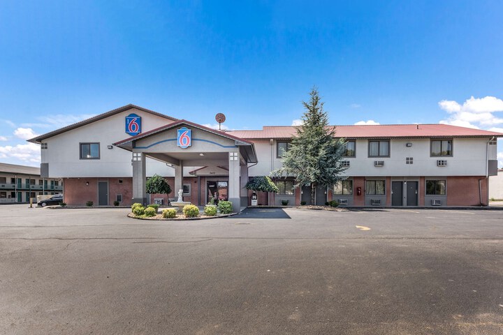 Hotel 3 of 32