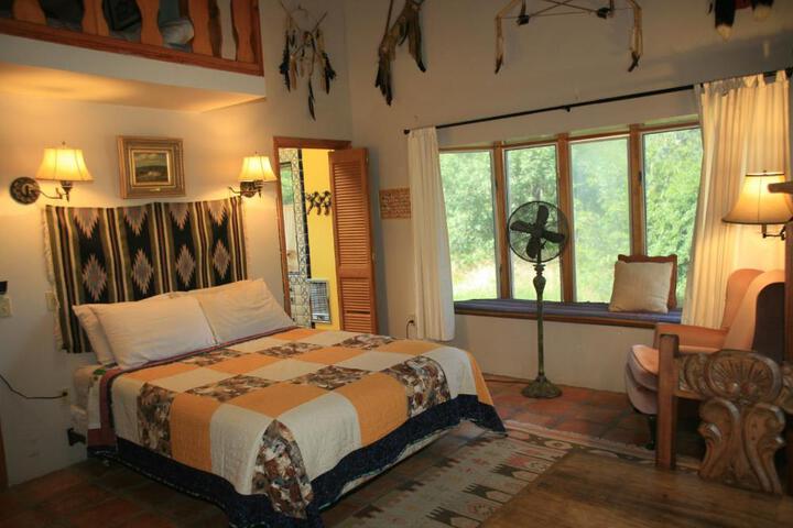 Spirit Tree Inn B & B