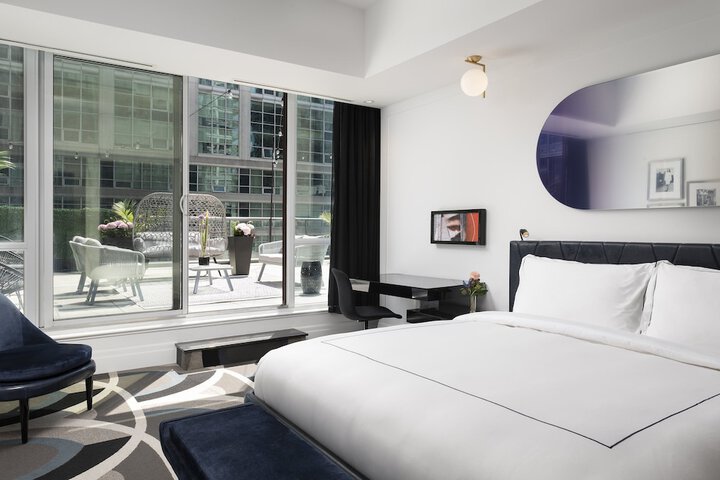 Room 22 of 46