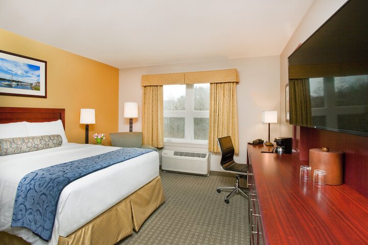 Room 3 of 17
