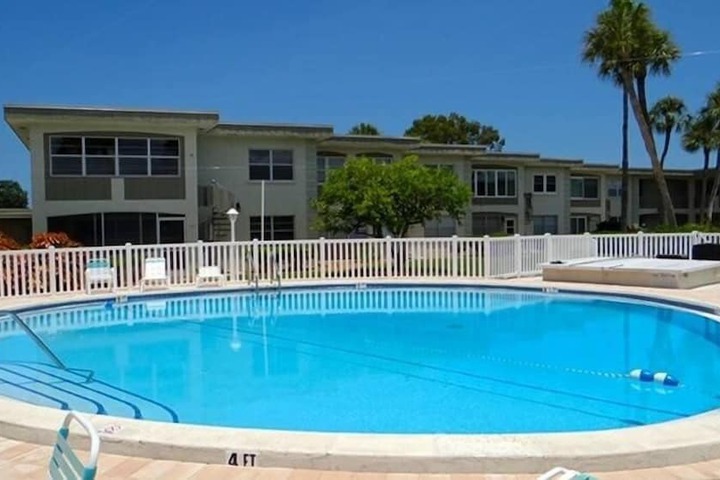 Pool 2 of 14