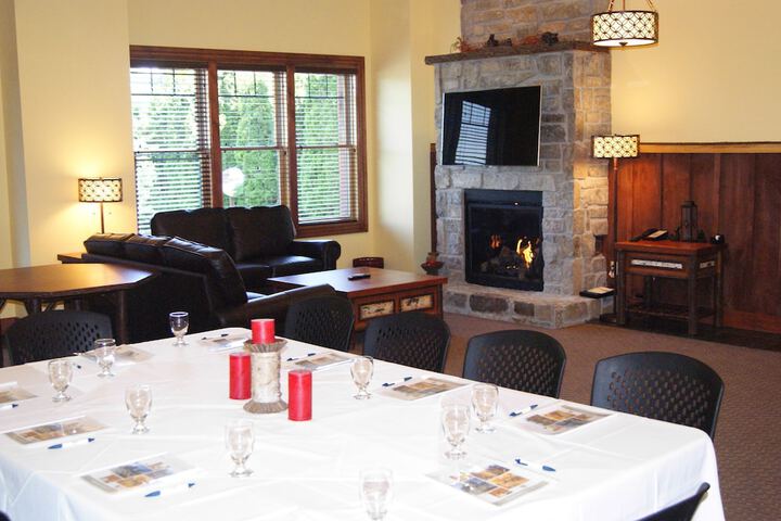 Lodges at Cresthaven