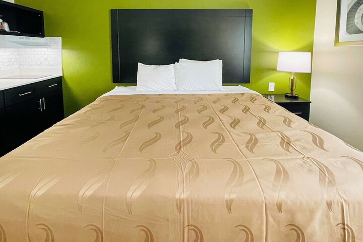 Quality Inn & Suites Lake Charles South