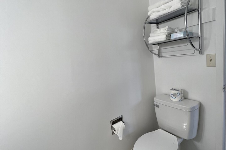 Room 42 of 87