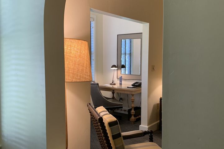 Room 57 of 172