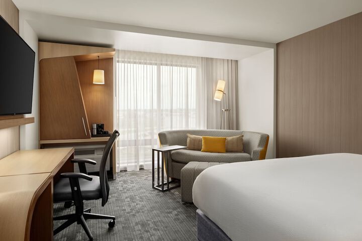 Courtyard by Marriott Omaha East / Council Bluffs IA
