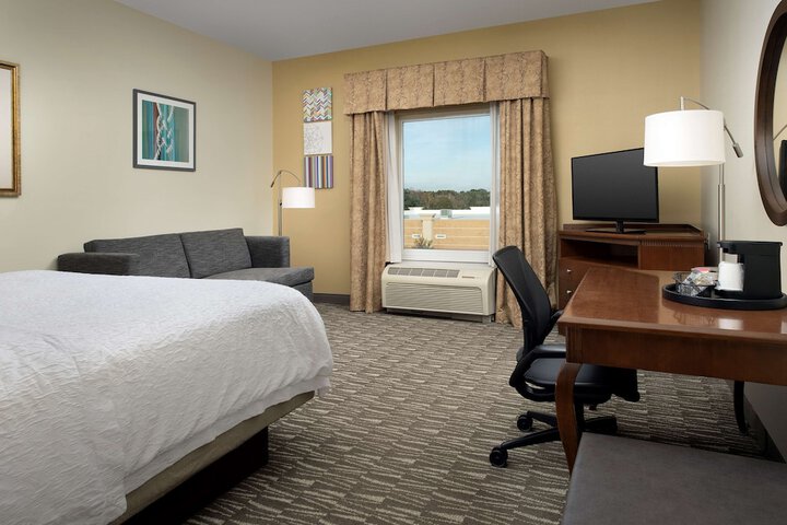 Room 18 of 35