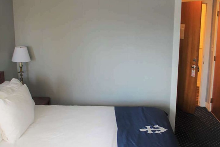 Room 165 of 247