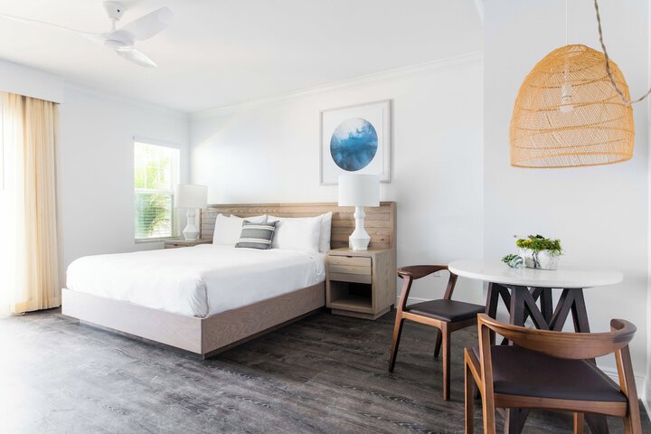 Room 43 of 108