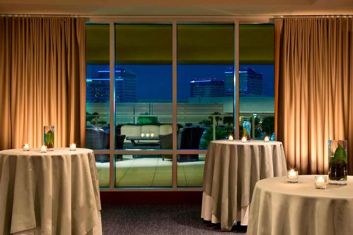 Hotel Interior 20 of 122