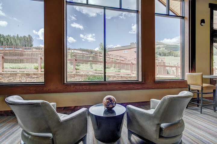 Hotel Interior 46 of 182