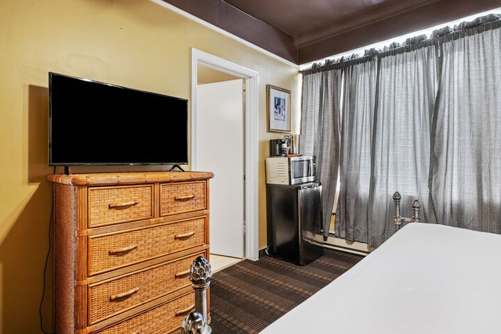 Room 49 of 51