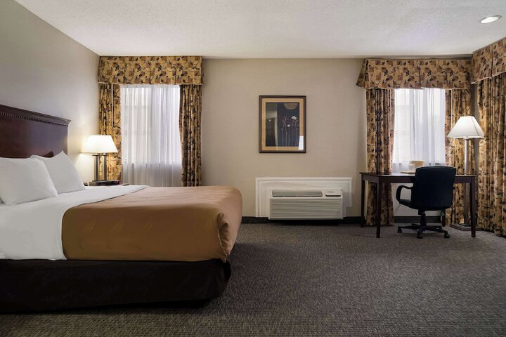 Room 20 of 35