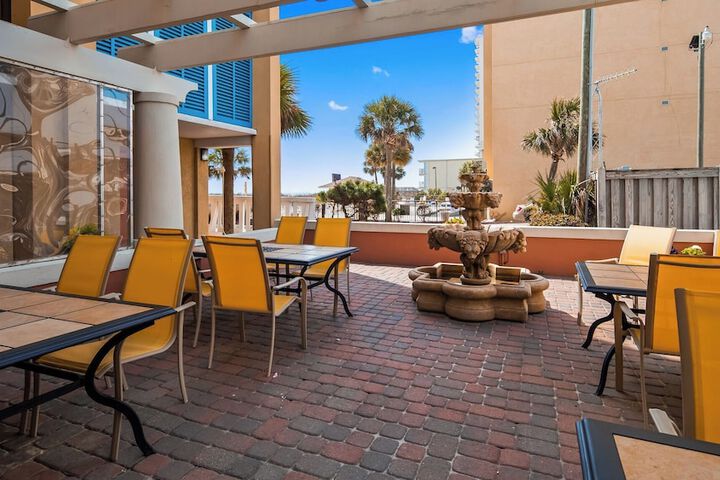 Best Western Ocean Sands Beach Resort