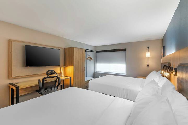 Room 29 of 48