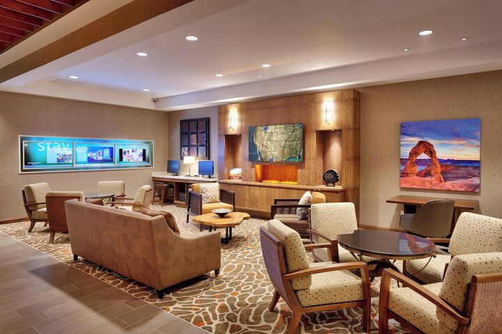Hotel Interior 17 of 32