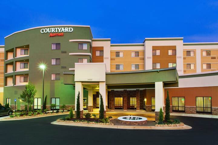 Hotel 2 of 53