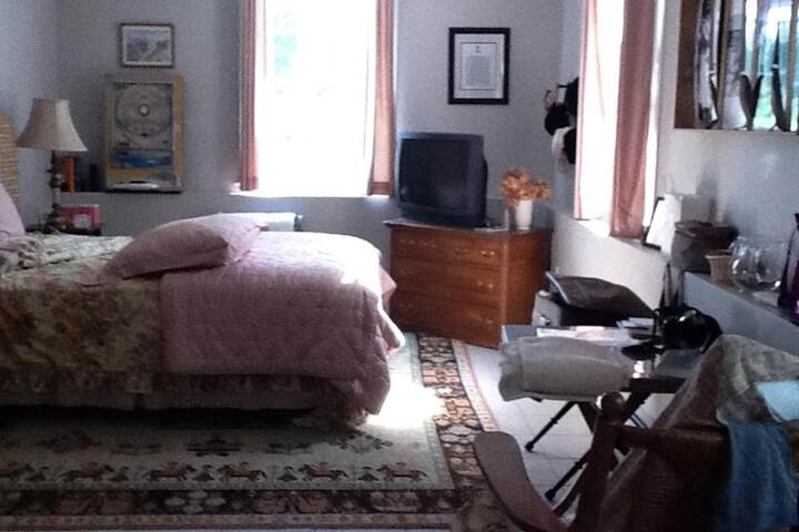 Josephines Bed & Breakfast