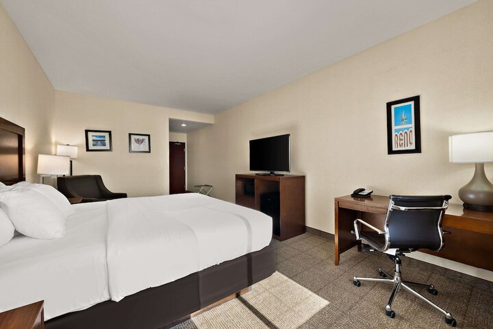 Room 12 of 35