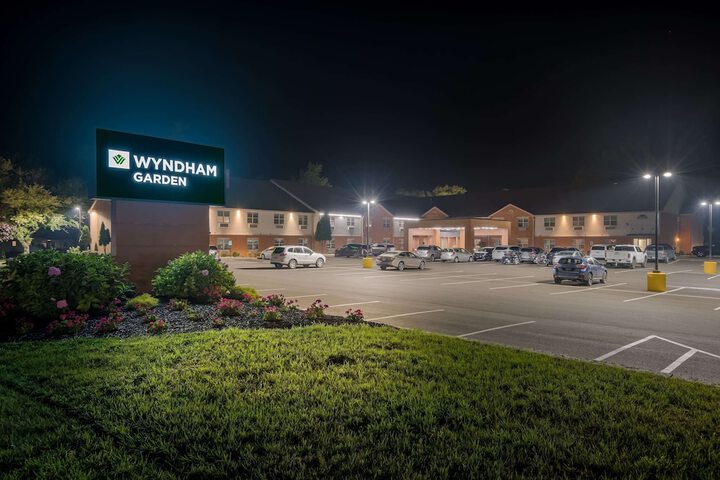 Wyndham Garden Galena Hotel & Day Spa