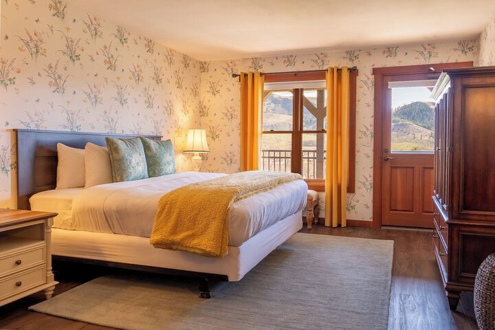 Casia Lodge and Ranch
